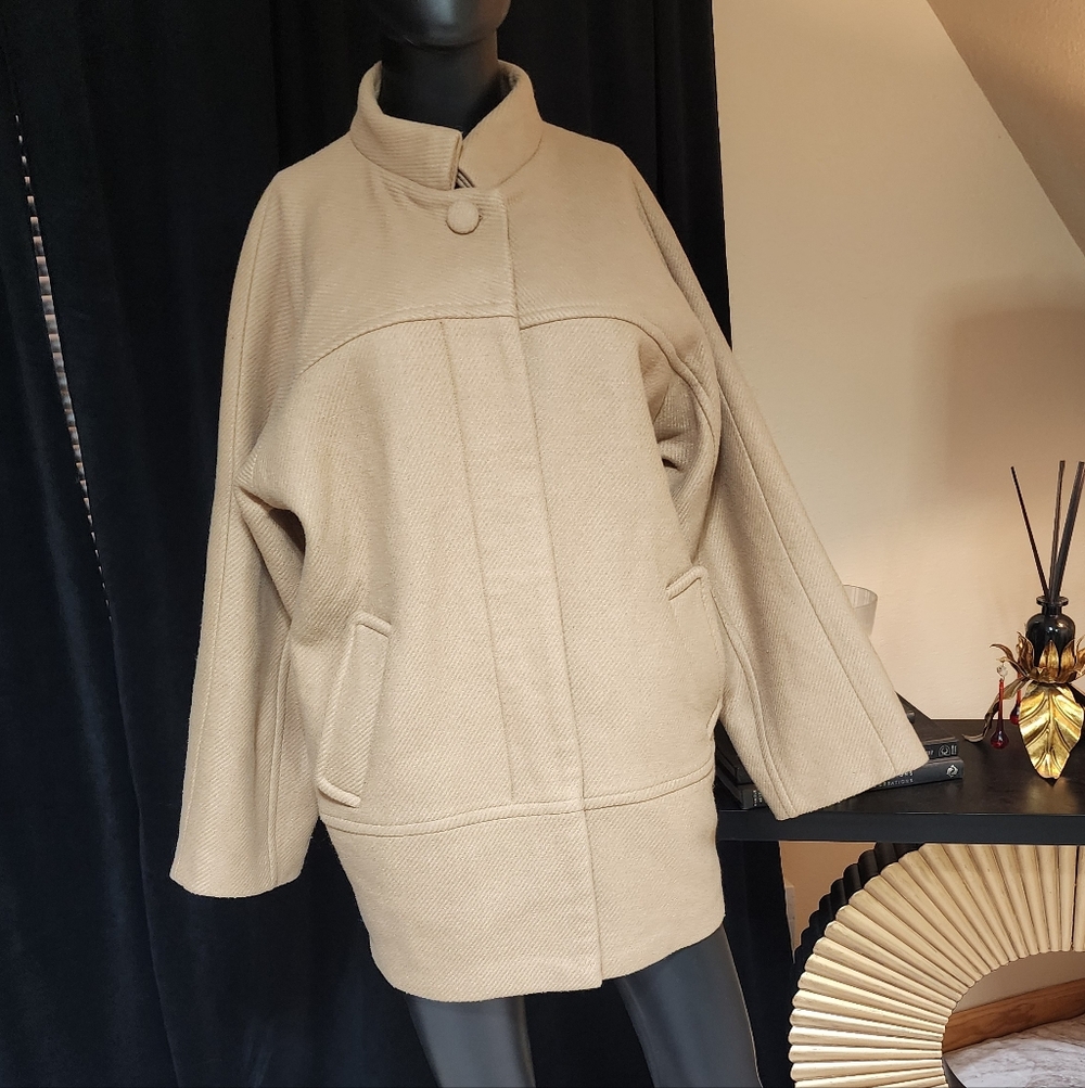 DESIGNER STYLE OVERSIZED WOOL COCOON COAT BEIGE MINIMALIST CHIC SIZE S - Picture 7 of 9